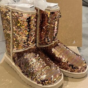 Moving sale. Brand new women’s UGG boots.